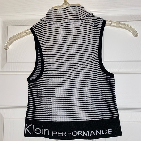 Calvin Klein Performance Mock Neck Crop Top - Picture 3 of 4